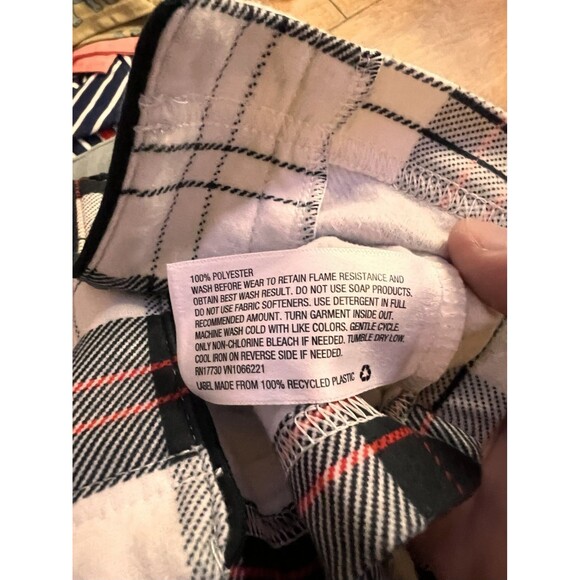 plaid wondershop pj pajama button up 2t toddler white black red - Picture 2 of 4